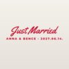 Autómatrica Just Married – nevekkel és dátummal – piros fólia világos fényezésen Autómatrica Just Married – nevekkel és dátummal – piros fólia világos fényezésen