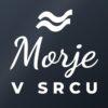 Nalepka za avto Morje v srcu – bela folija na temnem steklu Nalepka za avto Morje v srcu – bela folija na temnem steklu